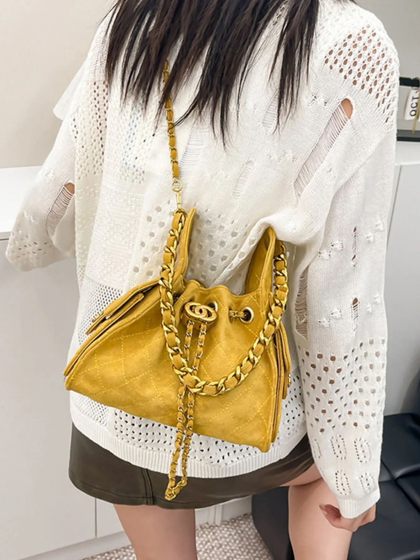 Chunky Gold Chain Strap Crossbody Bag