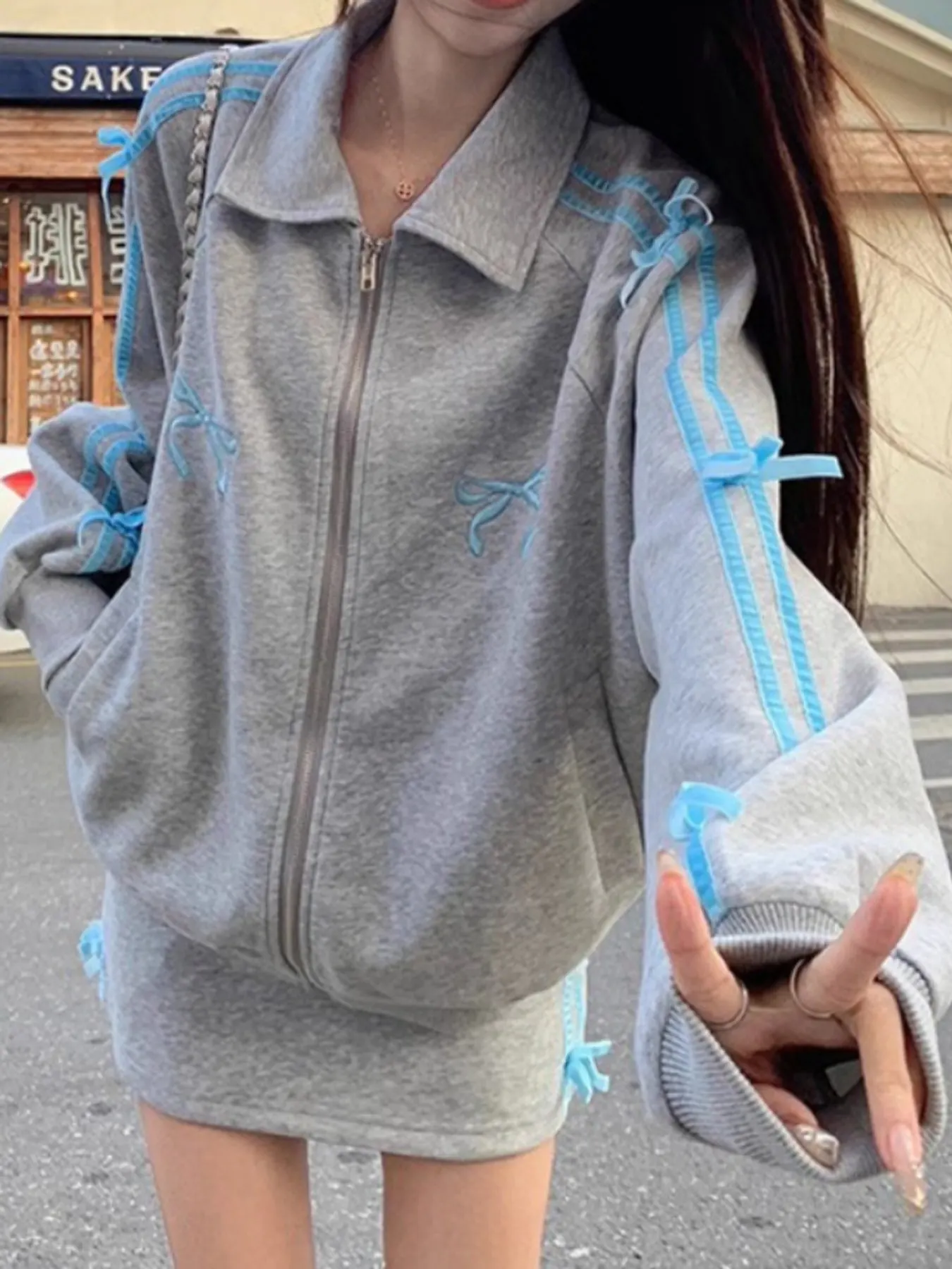 Bow Embroidered Zip-Up Sweatshirt