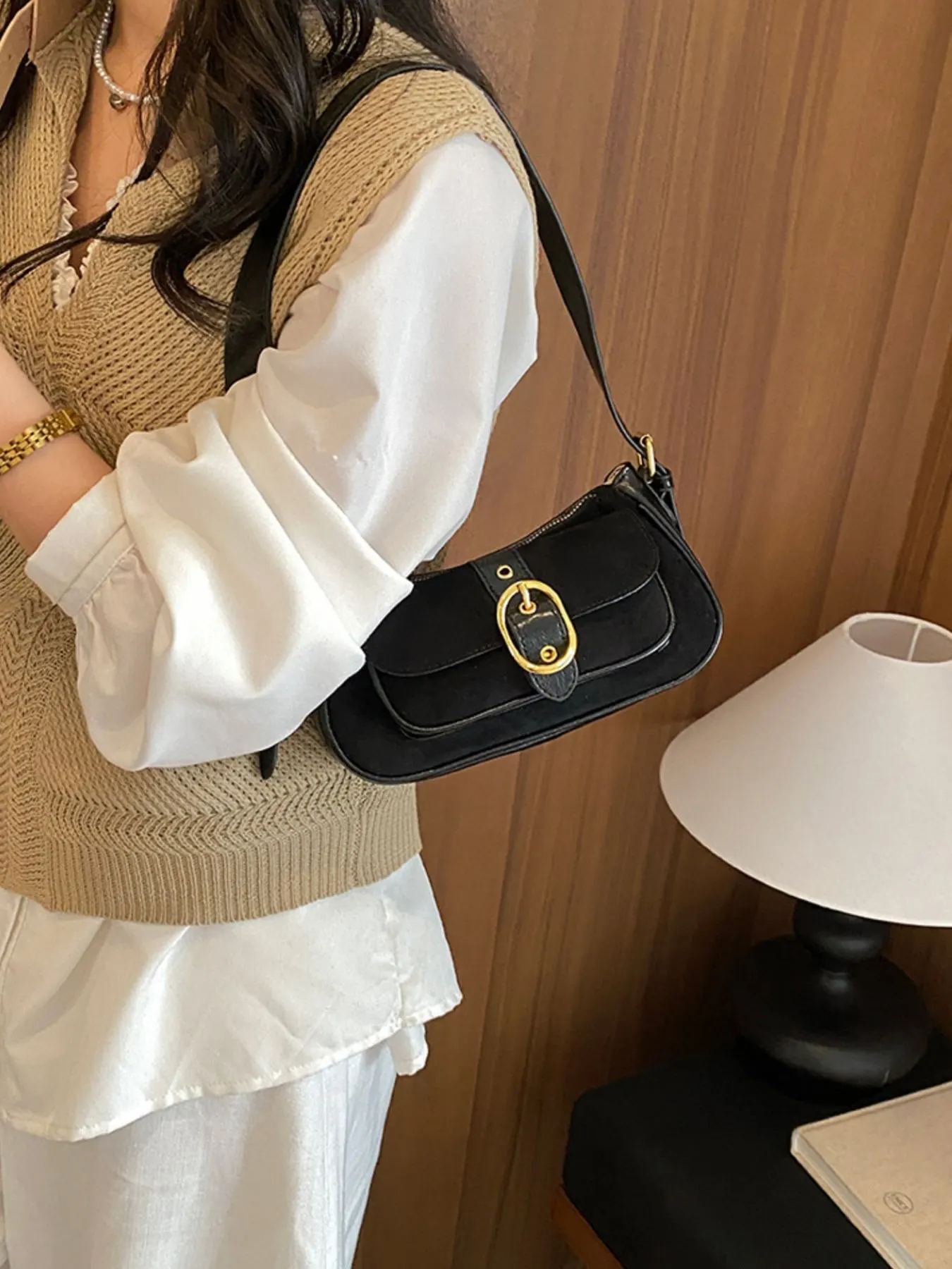 Vintage Buckle Shoulder Bag